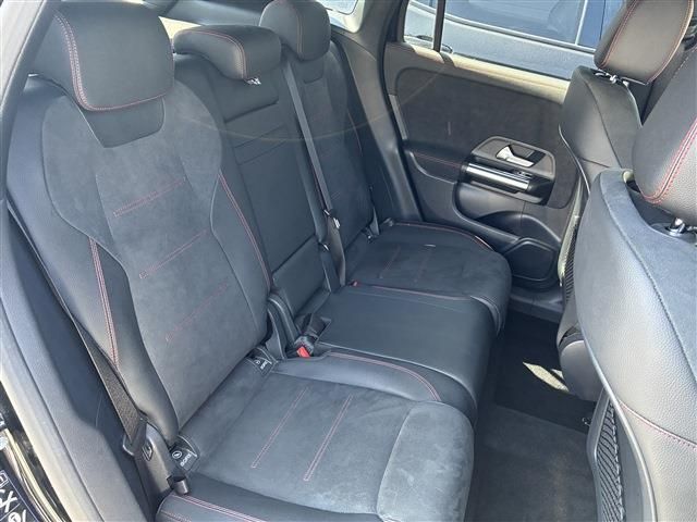 MERCEDES BENZ GLA class