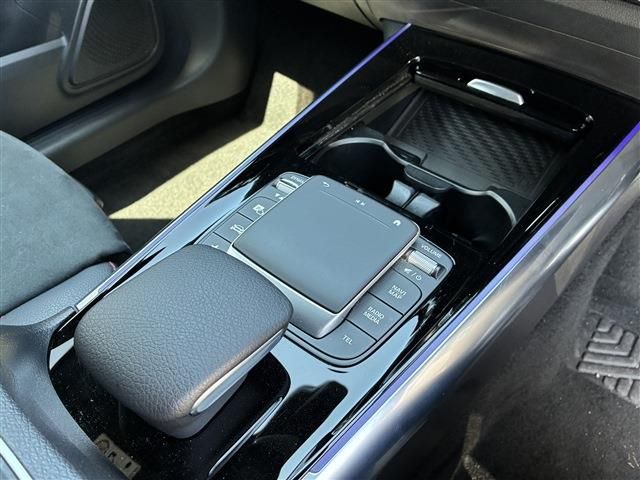 MERCEDES BENZ GLA class
