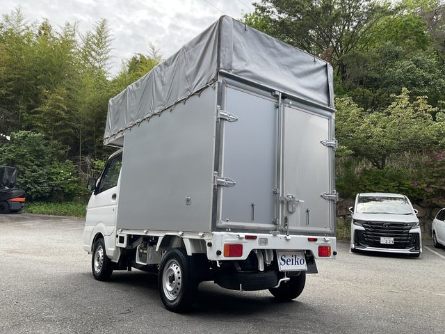 CARRY truck
