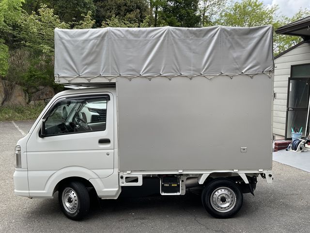 CARRY truck