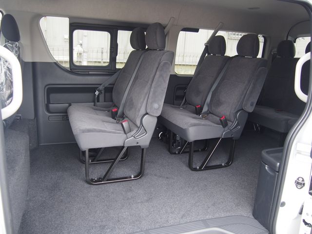 HIACE wagon 4WD
