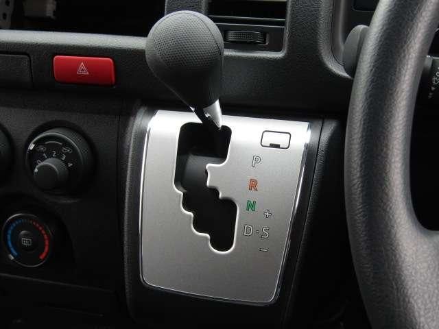 HIACE van 2WD