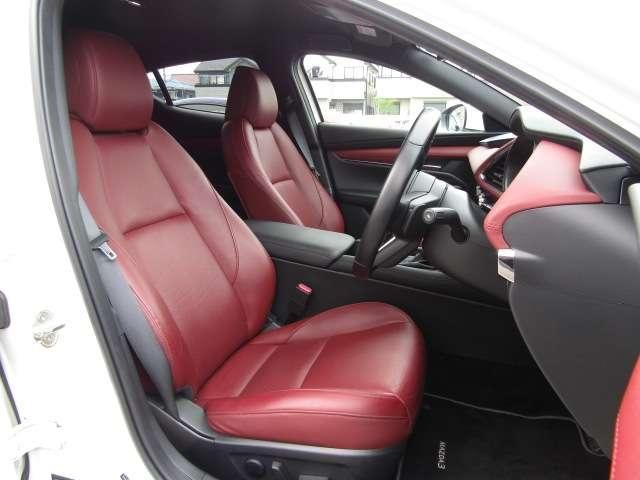 MAZDA3 FASTBACK