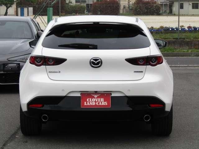 MAZDA3 FASTBACK