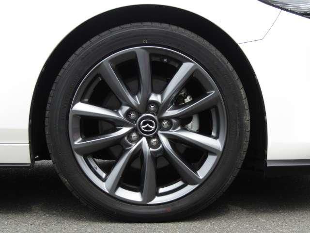 MAZDA3 FASTBACK