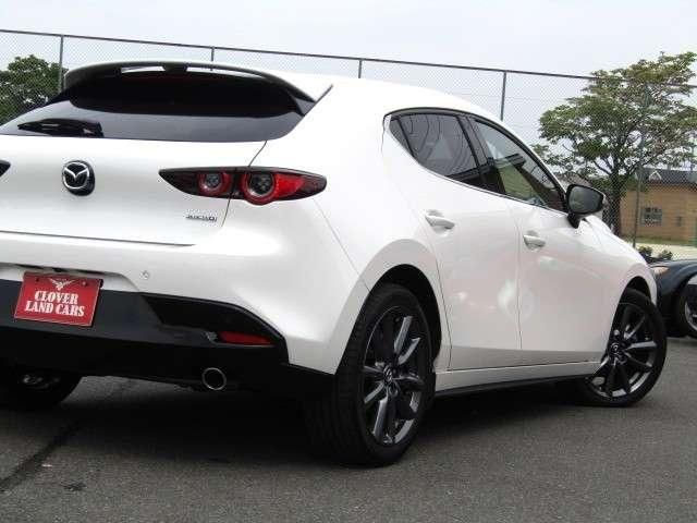 MAZDA3 FASTBACK