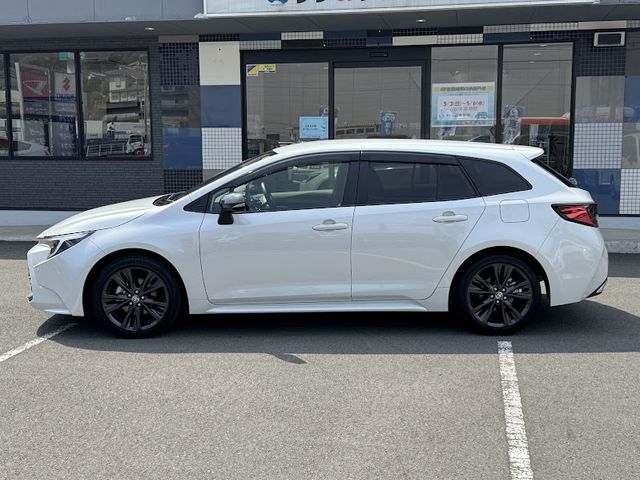 COROLLA TOURING HYBRID