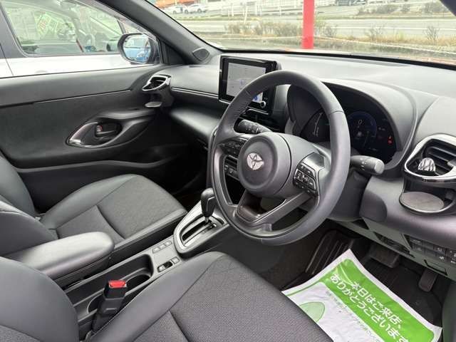 YARIS CROSS HYBRID