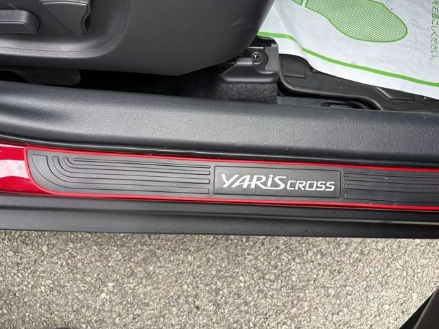 YARIS CROSS HYBRID
