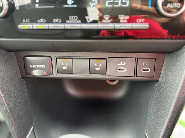 YARIS CROSS HYBRID