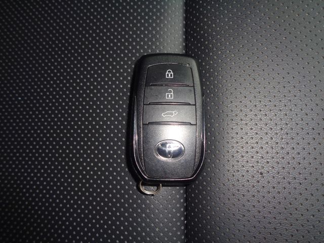 CROWN SPORT
