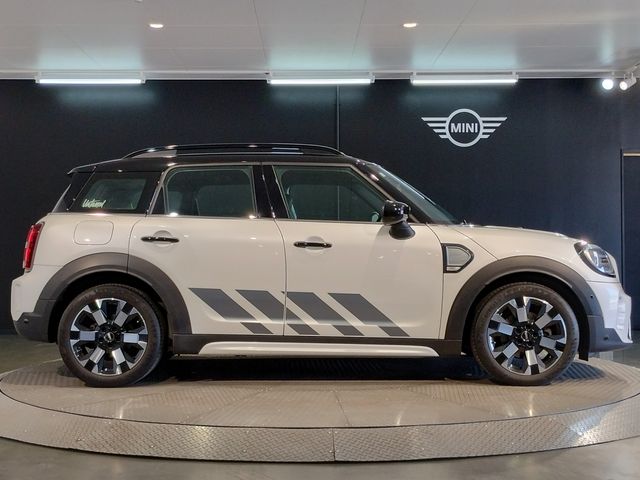 MINI COOPER D CROSSOVER