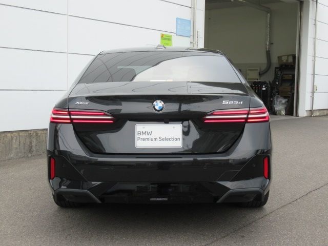 BMW 5series sedan