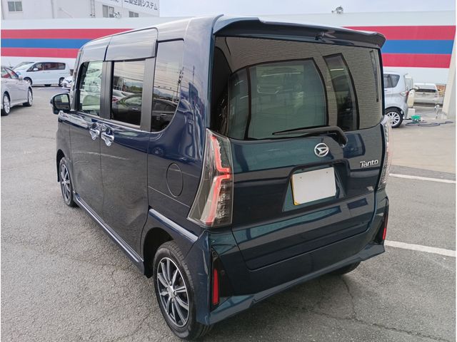 TANTO CUSTOM 4WD