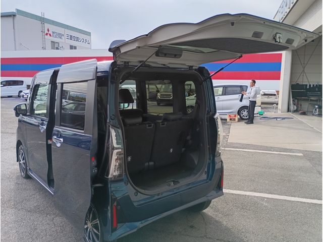 TANTO CUSTOM 4WD