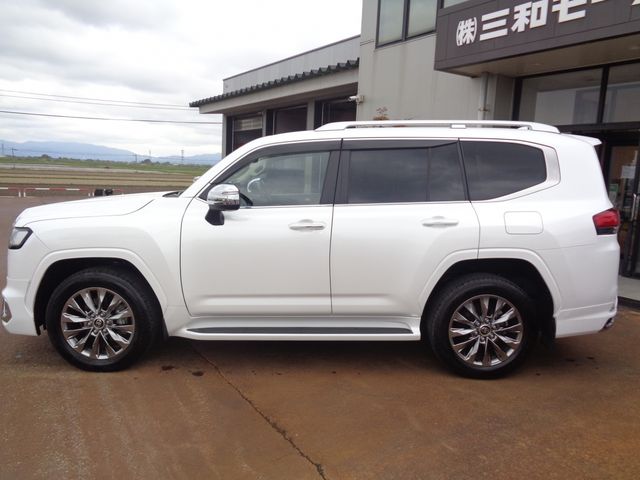 LANDCRUISER wagon