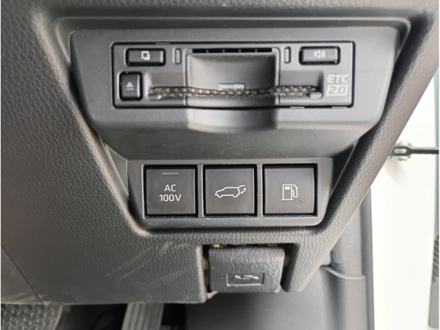 PRIUS 4WD