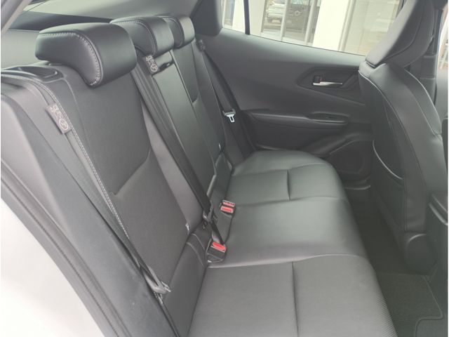 PRIUS 4WD