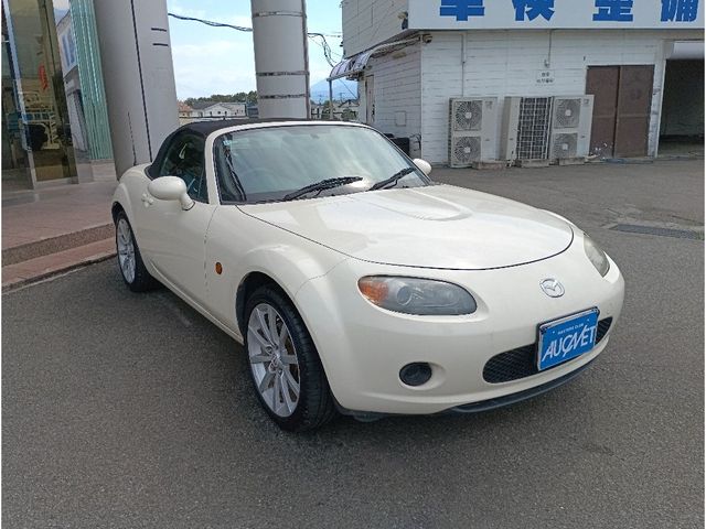 ROADSTER