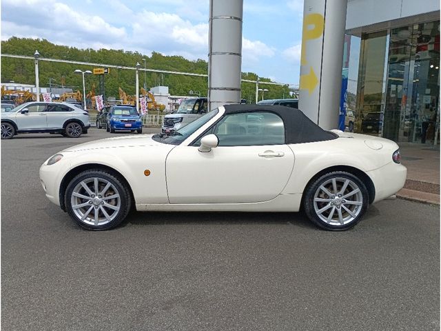 ROADSTER