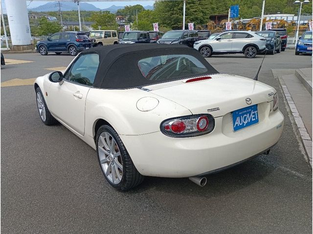 ROADSTER