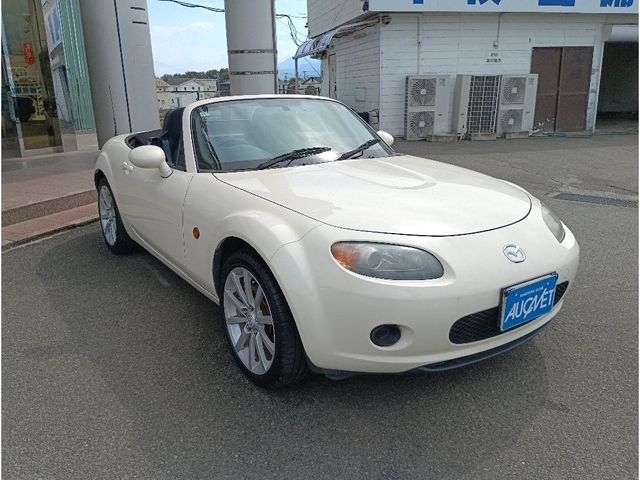 ROADSTER