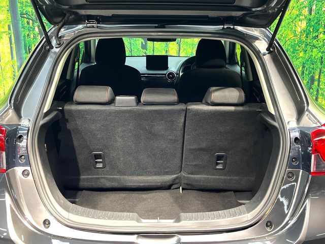 MAZDA2