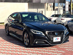 CROWN sedan hybrid