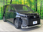 VOXY HYBRID
