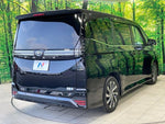 VOXY HYBRID