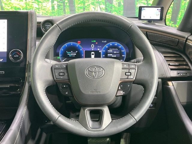 ALPHARD hybrid