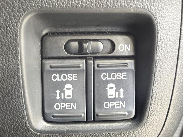N BOX