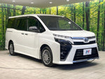 VOXY HYBRID