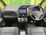 VOXY HYBRID