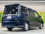 VOXY HYBRID