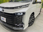 VOXY HYBRID