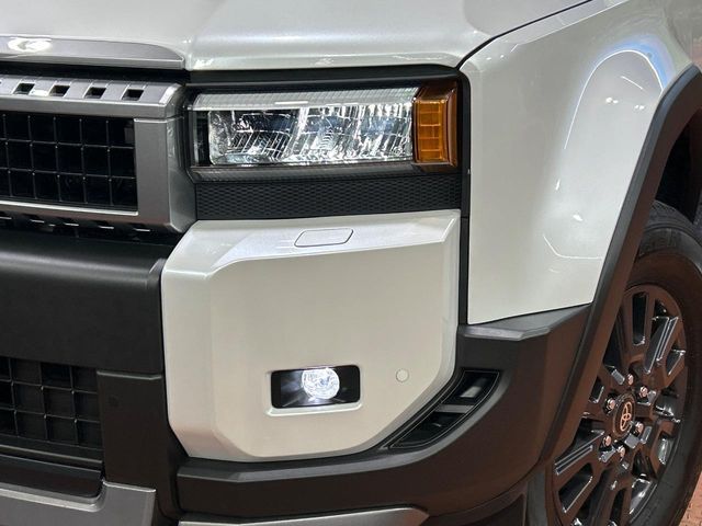 LANDCRUISER 250