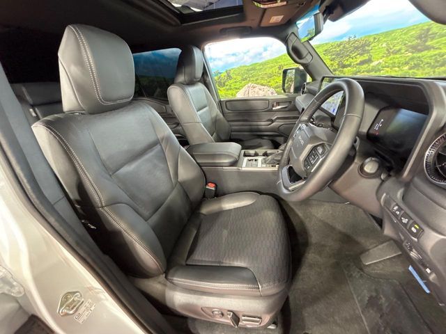 LANDCRUISER 250