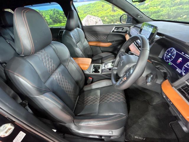 OUTLANDER PHEV