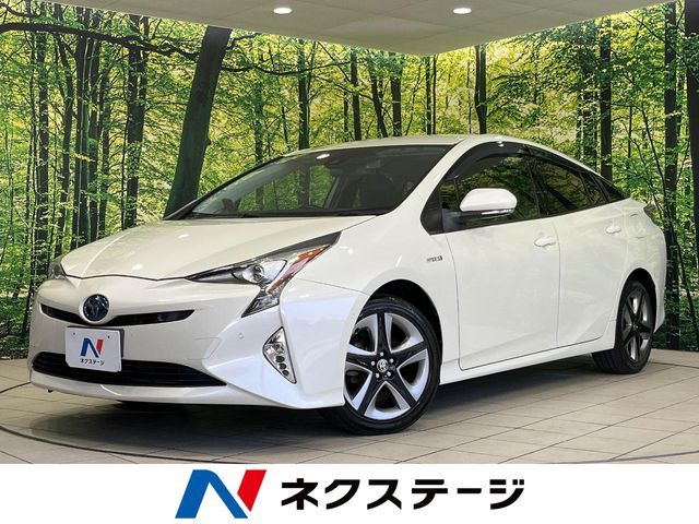 PRIUS 4WD