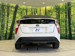 PRIUS 4WD