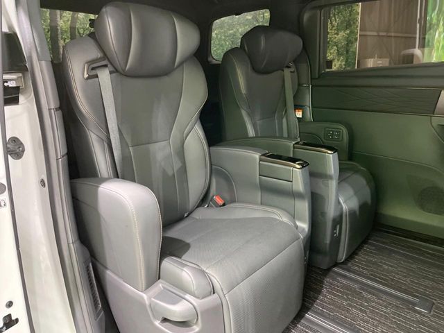 ALPHARD hybrid