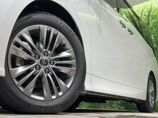 ALPHARD hybrid