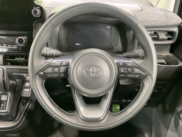 SIENTA HYBRID