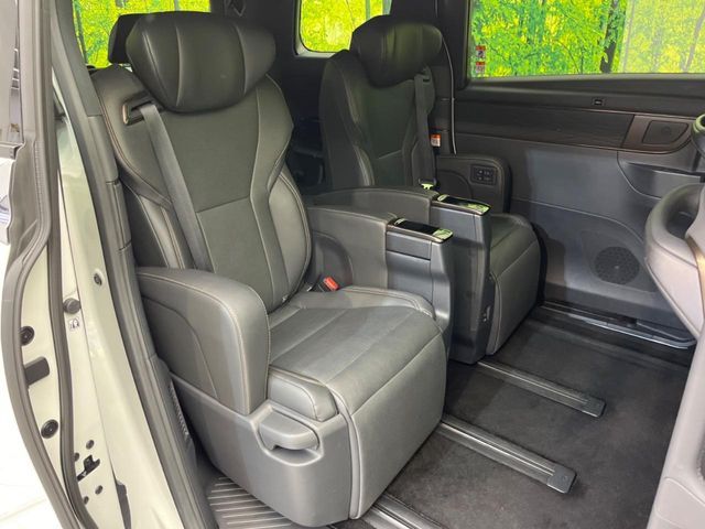 ALPHARD hybrid