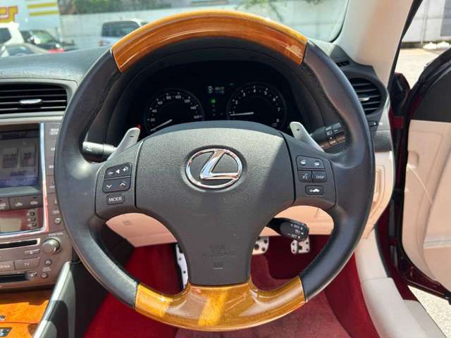 LEXUS IS250C