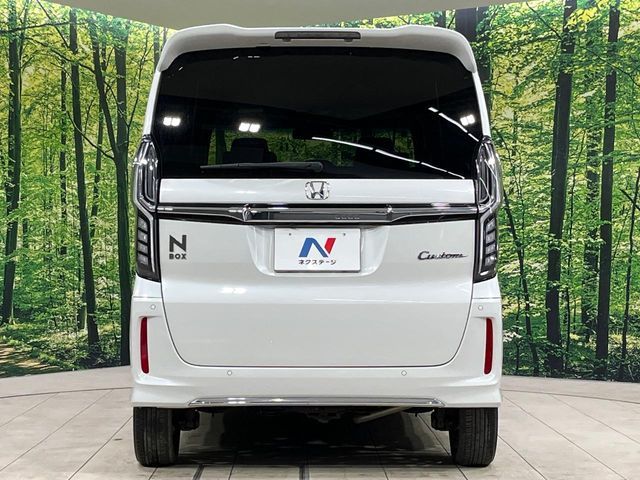 N-BOX CUSTOM 4WD