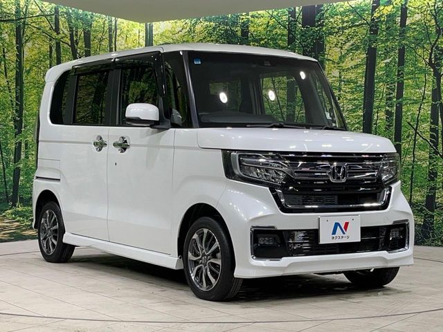 N-BOX CUSTOM 4WD