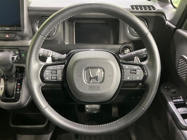 N BOX CUSTOM 4WD