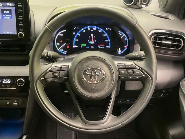 YARIS CROSS HYBRID